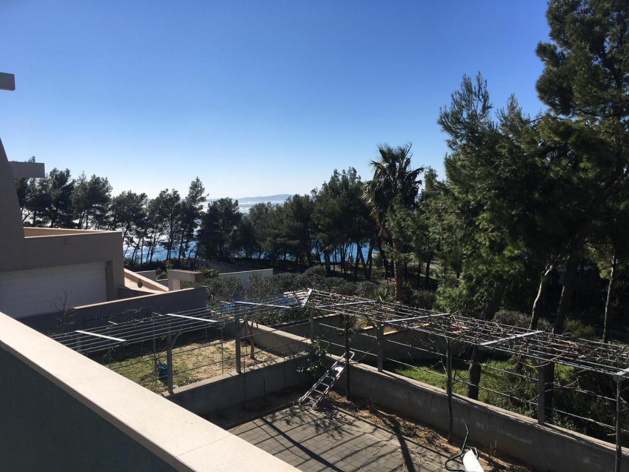Permarinus Apartments ポドストラナ エクステリア 写真